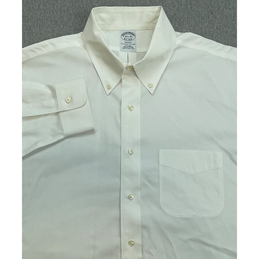 Brooks Brothers Shirt Mens 16.5 - 35 White 100% Cotton Oxford OCBD
